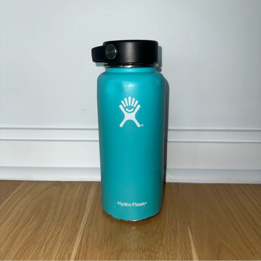 Hydro Flask Water Bottle 32oz - Aqua Blue